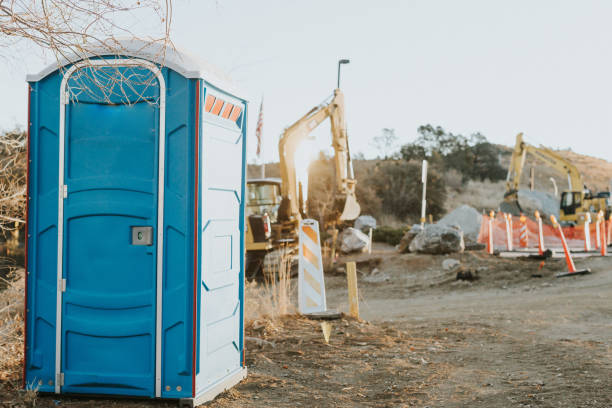 Best Portable restroom trailer rental  in Hartford, KY
